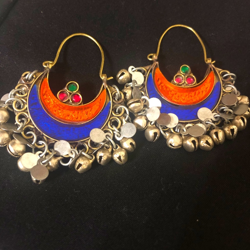 Traditional earrings